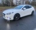 Белый Мазда 3, объемом двигателя 2 л и пробегом 111 тыс. км за 12500 $, фото 4 на Automoto.ua