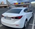 Білий Мазда 3, об'ємом двигуна 2 л та пробігом 160 тис. км за 10000 $, фото 3 на Automoto.ua