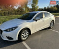 Білий Мазда 3, об'ємом двигуна 2 л та пробігом 52 тис. км за 12000 $, фото 2 на Automoto.ua