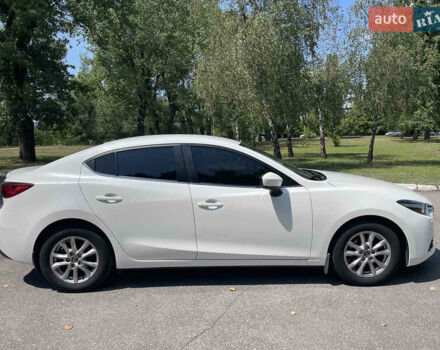 Білий Мазда 3, об'ємом двигуна 1.6 л та пробігом 116 тис. км за 13000 $, фото 4 на Automoto.ua