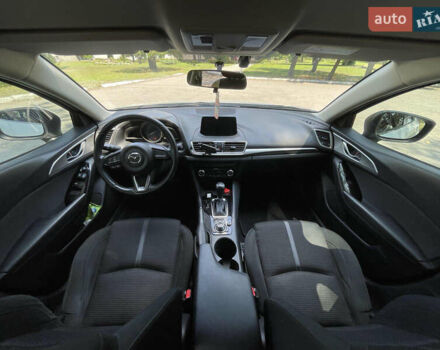Білий Мазда 3, об'ємом двигуна 1.6 л та пробігом 116 тис. км за 13000 $, фото 10 на Automoto.ua
