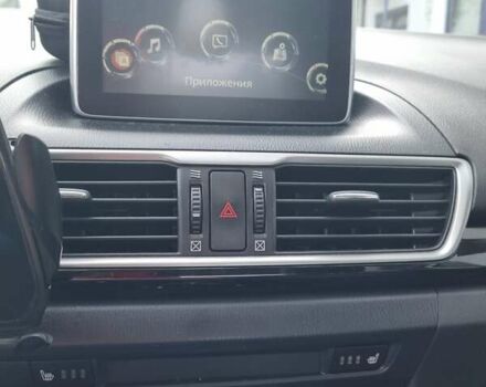 Белый Мазда 3, объемом двигателя 1.5 л и пробегом 98 тыс. км за 14029 $, фото 5 на Automoto.ua