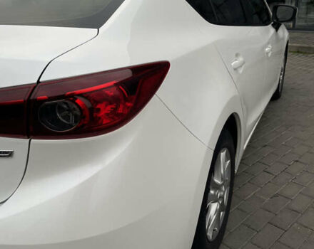 Белый Мазда 3, объемом двигателя 2 л и пробегом 168 тыс. км за 11100 $, фото 8 на Automoto.ua