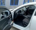 Білий Мазда 3, об'ємом двигуна 2 л та пробігом 201 тис. км за 11800 $, фото 3 на Automoto.ua