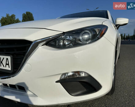 Білий Мазда 3, об'ємом двигуна 2 л та пробігом 156 тис. км за 10799 $, фото 9 на Automoto.ua