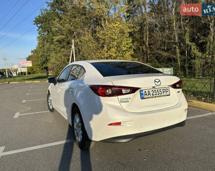 Білий Мазда 3, об'ємом двигуна 2 л та пробігом 52 тис. км за 12000 $, фото 10 на Automoto.ua