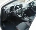 Белый Мазда 3, объемом двигателя 2 л и пробегом 79 тыс. км за 2000 $, фото 9 на Automoto.ua
