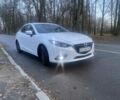 Белый Мазда 3, объемом двигателя 2 л и пробегом 111 тыс. км за 12500 $, фото 1 на Automoto.ua
