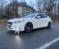 Белый Мазда 3, объемом двигателя 2 л и пробегом 111 тыс. км за 12500 $, фото 3 на Automoto.ua
