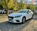 Белый Мазда 3, объемом двигателя 1.5 л и пробегом 164 тыс. км за 13000 $, фото 2 на Automoto.ua
