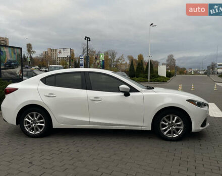 Белый Мазда 3, объемом двигателя 2 л и пробегом 168 тыс. км за 11100 $, фото 7 на Automoto.ua