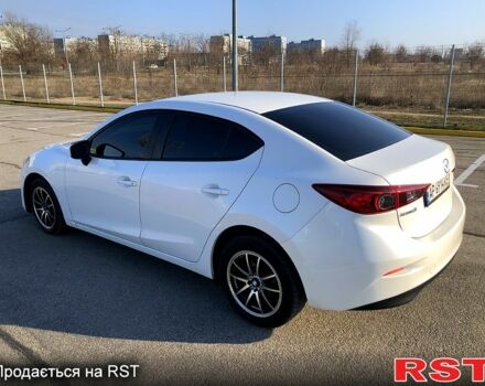 Белый Мазда 3, объемом двигателя 2 л и пробегом 139 тыс. км за 11000 $, фото 5 на Automoto.ua