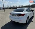 Белый Мазда 3, объемом двигателя 2 л и пробегом 87 тыс. км за 12500 $, фото 7 на Automoto.ua