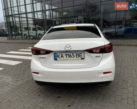 Белый Мазда 3, объемом двигателя 2 л и пробегом 168 тыс. км за 11100 $, фото 12 на Automoto.ua