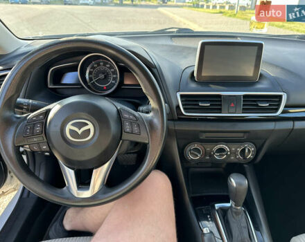 Білий Мазда 3, об'ємом двигуна 2 л та пробігом 156 тис. км за 10799 $, фото 22 на Automoto.ua