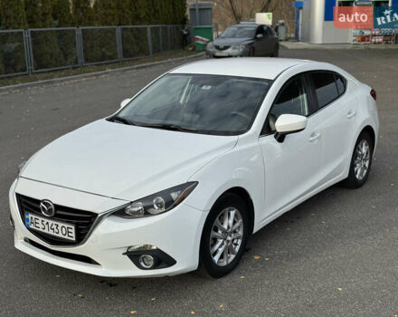 Білий Мазда 3, об'ємом двигуна 2 л та пробігом 161 тис. км за 10000 $, фото 2 на Automoto.ua