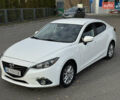 Білий Мазда 3, об'ємом двигуна 2 л та пробігом 161 тис. км за 10000 $, фото 2 на Automoto.ua
