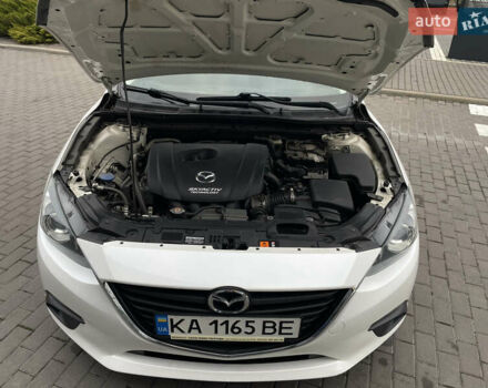 Белый Мазда 3, объемом двигателя 2 л и пробегом 168 тыс. км за 11100 $, фото 27 на Automoto.ua