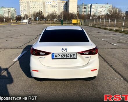 Белый Мазда 3, объемом двигателя 2 л и пробегом 139 тыс. км за 11000 $, фото 4 на Automoto.ua