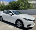 Белый Мазда 3, объемом двигателя 0 л и пробегом 48 тыс. км за 10900 $, фото 6 на Automoto.ua