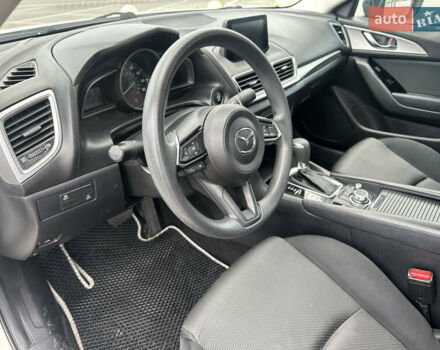 Білий Мазда 3, об'ємом двигуна 2 л та пробігом 80 тис. км за 9800 $, фото 19 на Automoto.ua