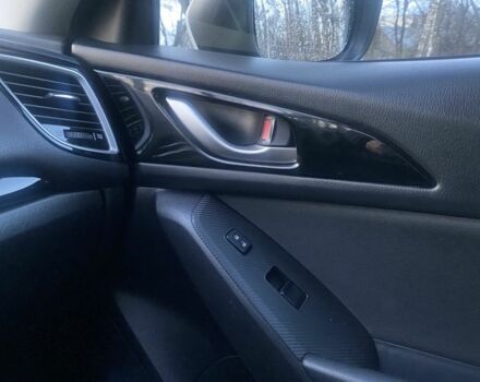 Белый Мазда 3, объемом двигателя 2 л и пробегом 111 тыс. км за 12500 $, фото 15 на Automoto.ua