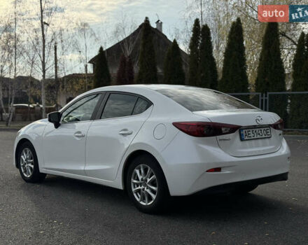 Білий Мазда 3, об'ємом двигуна 2 л та пробігом 161 тис. км за 10000 $, фото 5 на Automoto.ua