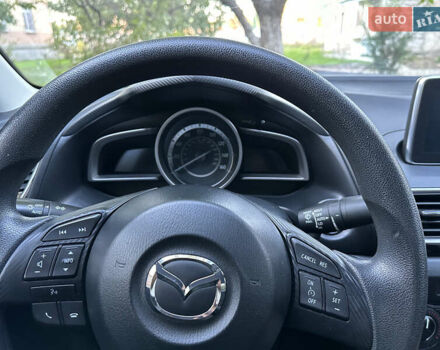 Білий Мазда 3, об'ємом двигуна 2 л та пробігом 52 тис. км за 12000 $, фото 15 на Automoto.ua