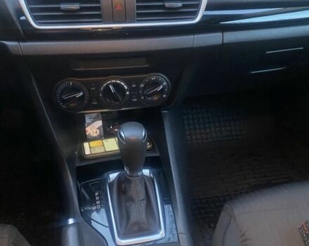 Белый Мазда 3, объемом двигателя 2 л и пробегом 111 тыс. км за 12500 $, фото 14 на Automoto.ua