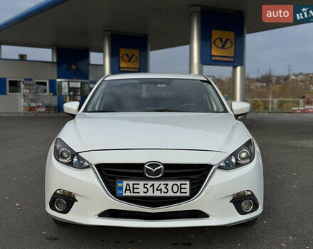 Білий Мазда 3, об'ємом двигуна 2 л та пробігом 161 тис. км за 10000 $, фото 11 на Automoto.ua
