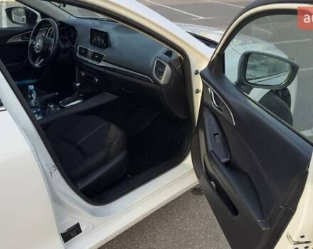 Білий Мазда 3, об'ємом двигуна 1.5 л та пробігом 144 тис. км за 13500 $, фото 16 на Automoto.ua
