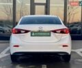 Белый Мазда 3, объемом двигателя 2 л и пробегом 90 тыс. км за 12500 $, фото 8 на Automoto.ua