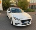 Белый Мазда 3, объемом двигателя 2 л и пробегом 109 тыс. км за 11300 $, фото 1 на Automoto.ua