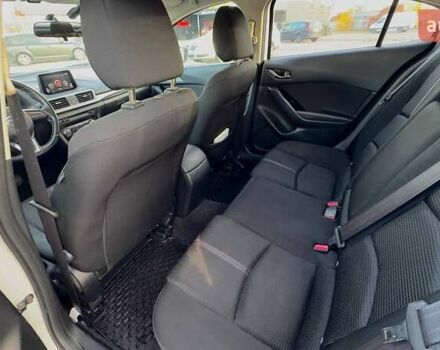 Білий Мазда 3, об'ємом двигуна 1.5 л та пробігом 144 тис. км за 13500 $, фото 14 на Automoto.ua