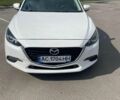 Белый Мазда 3, объемом двигателя 2 л и пробегом 111 тыс. км за 10400 $, фото 3 на Automoto.ua