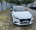 Белый Мазда 3, объемом двигателя 2 л и пробегом 184 тыс. км за 10800 $, фото 1 на Automoto.ua
