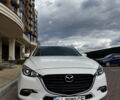 Белый Мазда 3, объемом двигателя 2 л и пробегом 193 тыс. км за 13500 $, фото 3 на Automoto.ua