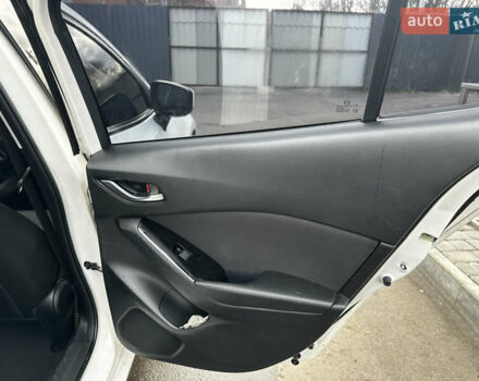 Белый Мазда 3, объемом двигателя 2 л и пробегом 196 тыс. км за 11000 $, фото 21 на Automoto.ua