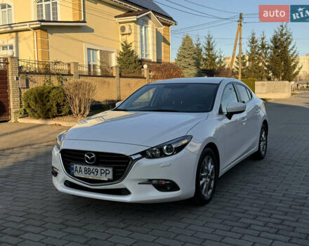 Білий Мазда 3, об'ємом двигуна 1.5 л та пробігом 96 тис. км за 15500 $, фото 2 на Automoto.ua
