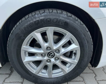 Белый Мазда 3, объемом двигателя 1.5 л и пробегом 144 тыс. км за 14500 $, фото 38 на Automoto.ua