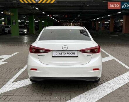 Білий Мазда 3, об'ємом двигуна 2 л та пробігом 90 тис. км за 14490 $, фото 4 на Automoto.ua