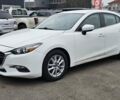 Белый Мазда 3, объемом двигателя 2 л и пробегом 130 тыс. км за 9900 $, фото 2 на Automoto.ua