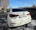 Белый Мазда 3, объемом двигателя 1.5 л и пробегом 160 тыс. км за 14000 $, фото 1 на Automoto.ua