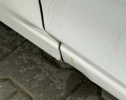 Белый Мазда 3, объемом двигателя 2 л и пробегом 173 тыс. км за 10500 $, фото 12 на Automoto.ua