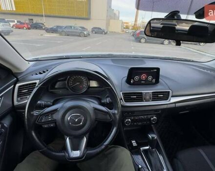 Білий Мазда 3, об'ємом двигуна 1.5 л та пробігом 144 тис. км за 13500 $, фото 9 на Automoto.ua