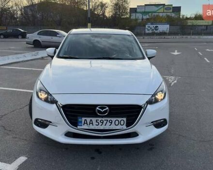 Білий Мазда 3, об'ємом двигуна 1.5 л та пробігом 144 тис. км за 13500 $, фото 2 на Automoto.ua
