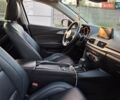 Белый Мазда 3, объемом двигателя 2 л и пробегом 193 тыс. км за 12800 $, фото 8 на Automoto.ua