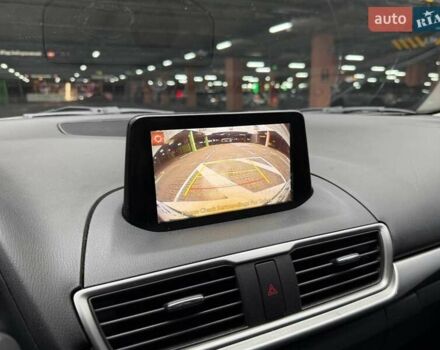 Білий Мазда 3, об'ємом двигуна 2 л та пробігом 90 тис. км за 14490 $, фото 14 на Automoto.ua