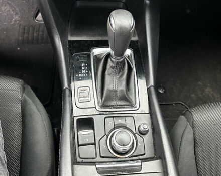 Белый Мазда 3, объемом двигателя 2 л и пробегом 196 тыс. км за 11000 $, фото 17 на Automoto.ua