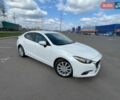 Белый Мазда 3, объемом двигателя 2 л и пробегом 110 тыс. км за 10500 $, фото 2 на Automoto.ua